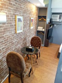 Studio unit at The Beacon Makati near Greenbelt - 9