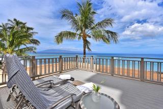 Maui Kai 201 · MK 201 BeachFront 1BD w Private Deck Pool AC - 9