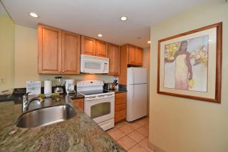 Kaanapali Shores 819 · KS 819 Spacious 1BD with Ocean Views & Ce - 4