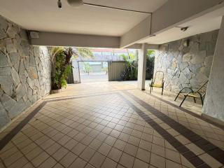 Casa Quintal Bueno! 5 quartos com ar split e internet ultra! 4 vagas de garagem Perto do melhor de Goiânia! Marista Parques Areião e Vaca Brava Hospital Premium Mater Dei Blue Fit Perdomo Goiânia Shopping! - 7