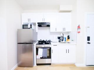 Bright 1BR Getaway Wi-Fi - mins to NYC - 5