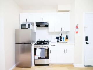 Bright 1BR Getaway Wi-Fi - mins to NYC - 2