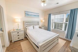 NEW! Large 2BR in Azalea Lakes Pools Hot Tubs! - Myrtle Beach - 8