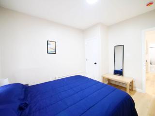 1BR and 1BA with Wi-Fi - Quick NYC Access - 4