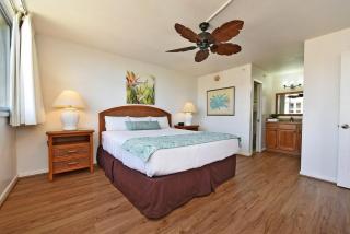 Royal Kahana 1020 · RK 1020 BeachFront 2BD Condo w Ocean Views A - 4