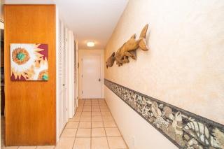 Kihei Akahi D402 · AKH D402 2BD Condo Across Beach Ocean View AC - 5