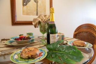 Kulakane 105 · KK105 Sunsets Ocean Views Oceanfront in West Maui - 6