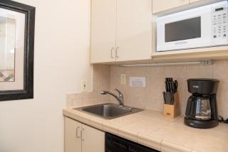 Kulakane 105 · KK105 Sunsets Ocean Views Oceanfront in West Maui - 2