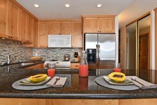 Papakea F208 · PK F208 Kaanapali BeachFront Condo w Ocean Views - 5