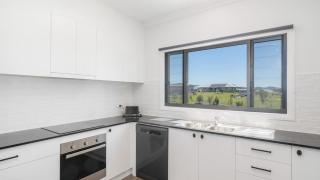 Tranquil Country Escape With Scenic Views - 6