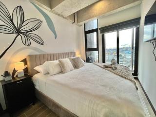 Urban Corner in Zone 4 - 8