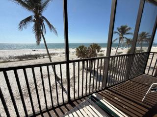 Caribbean Beach Club Resort - 8