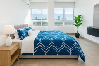 Stylish Panoramic Views City Loft - 9