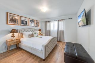 Menehune Shores 403 · MHS 403 Remodeled BeachFront 2BD Getaway - 4