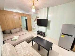 Shell Residence Pasay MOA with 2 Beds by Kathy - 0