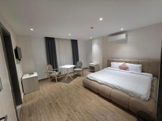 pyramids heaven inn - 4