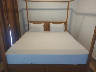 Rainforest field view resort - 1