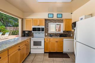 Maui Kai 505 · MK 505 Remodeled OceanFront Whale Watching - 4