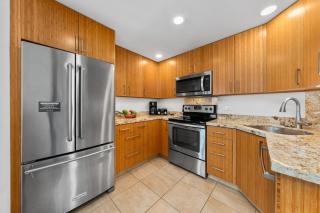 Napili Surf 207 · NSF 207 BeachFront Condo Napili Bay - 6