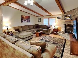 Knotty Pines - 3