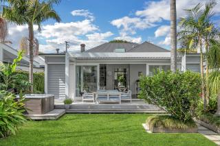 Bespoke Stays - Seaside Serenityexquisite Villa - 0