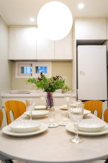 1st floor, Seoul STN 3min, 2Bathroom, 2Bedroom - 8