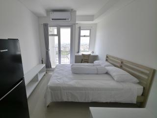 Japanese Minimalist Studio at Kyo Society - Surabaya - 3