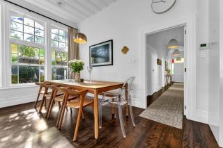 Bespoke Stays - Festive Villa Retreat - 8
