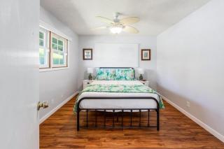 International Colony Club 41 · ICC 41 Remodeled 3BD Cottage w He - 2