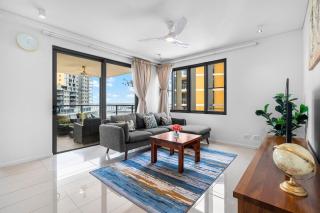 Zen Paradiso 2BR Harbour View - Pool - Balcony - 3