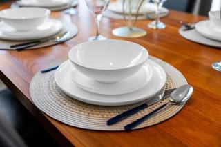 Zen Paradiso 2BR Harbour View - Pool - Balcony - 1