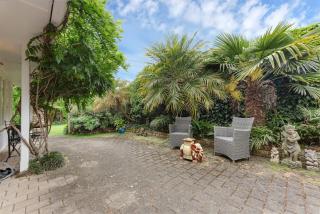 Bespoke Stays - Elegant Escape - 6