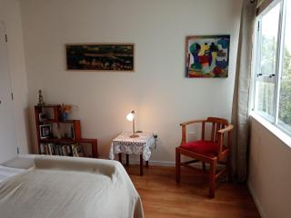Bespoke Stays - Sunny 2 bedroom - 5
