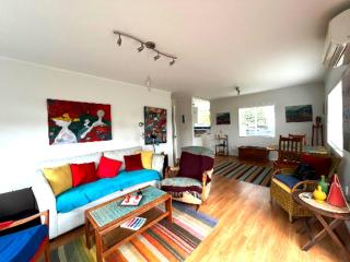 Bespoke Stays - Sunny 2 bedroom - 4