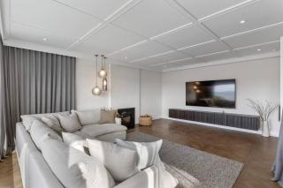 Bespoke Stays - Beachfront Paradise - 6