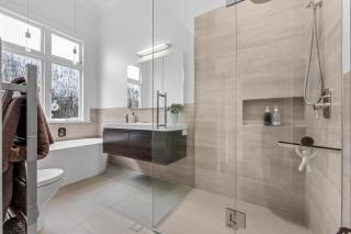 Bespoke Stays - Villa On Vauxhall - 3