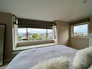 Spacious Family Retreat - 5