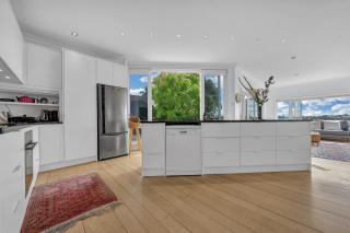 Bespoke Stays - Views Forever - 1