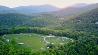 Tree House-Style Luxury Cabin in the Blue Ridge Mountains, North Carolina - 3