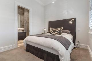 Bespoke Stays - Exquisite Elegance - 7