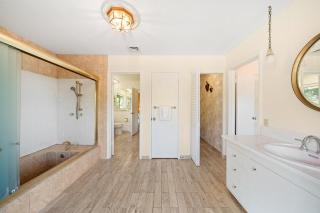 Hale Kalapu · Large Home 180° Ocean Views Walk2Beach Hale Kalapu - 4