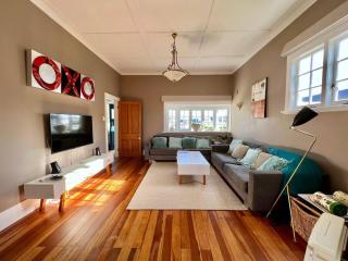 Bespoke Stays - Spacious Haven - 8
