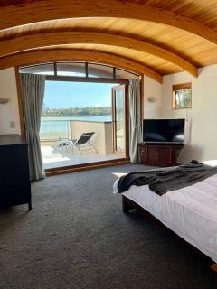 Bespoke Stays - Bayswater Waterfront Paradise - 6