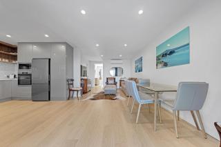 Bespoke Stays - Modern Elegance - 1