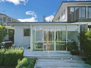 Bespoke Stays - Modern Elegance - 8