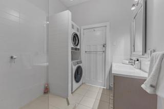 Bespoke Stays - Merry Season Escape - 2