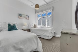 Bespoke Stays - Merry Season Escape - 5