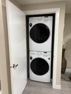 281 Crestmont Drive SW Calgary AB - 4