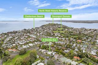 Bespoke Stays - Charming Villa in Devonport - 9