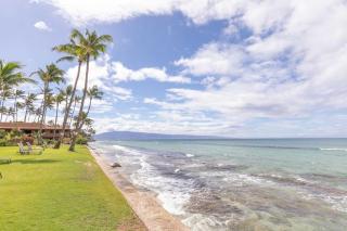 Paki Maui 301 · Direct Oceanfront Views Remodeled 2BD Condo - 2